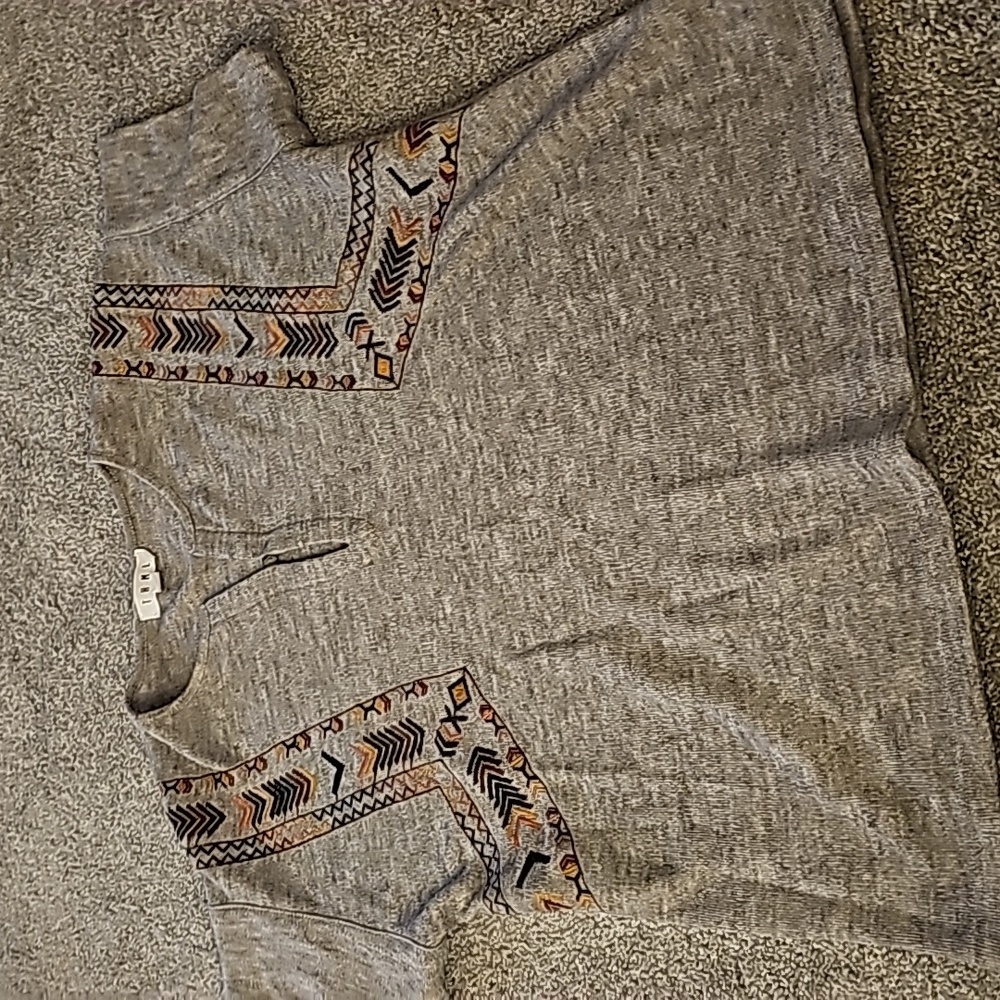 E4🔹️THML - Embroidered Blouse
